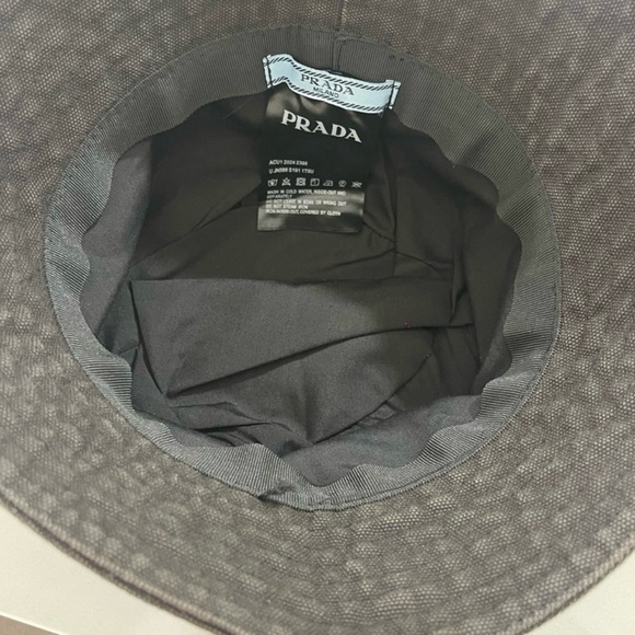 Fashion bucket hat in black charcoal worn couple of times in Great Condition - Picture 2 of 2